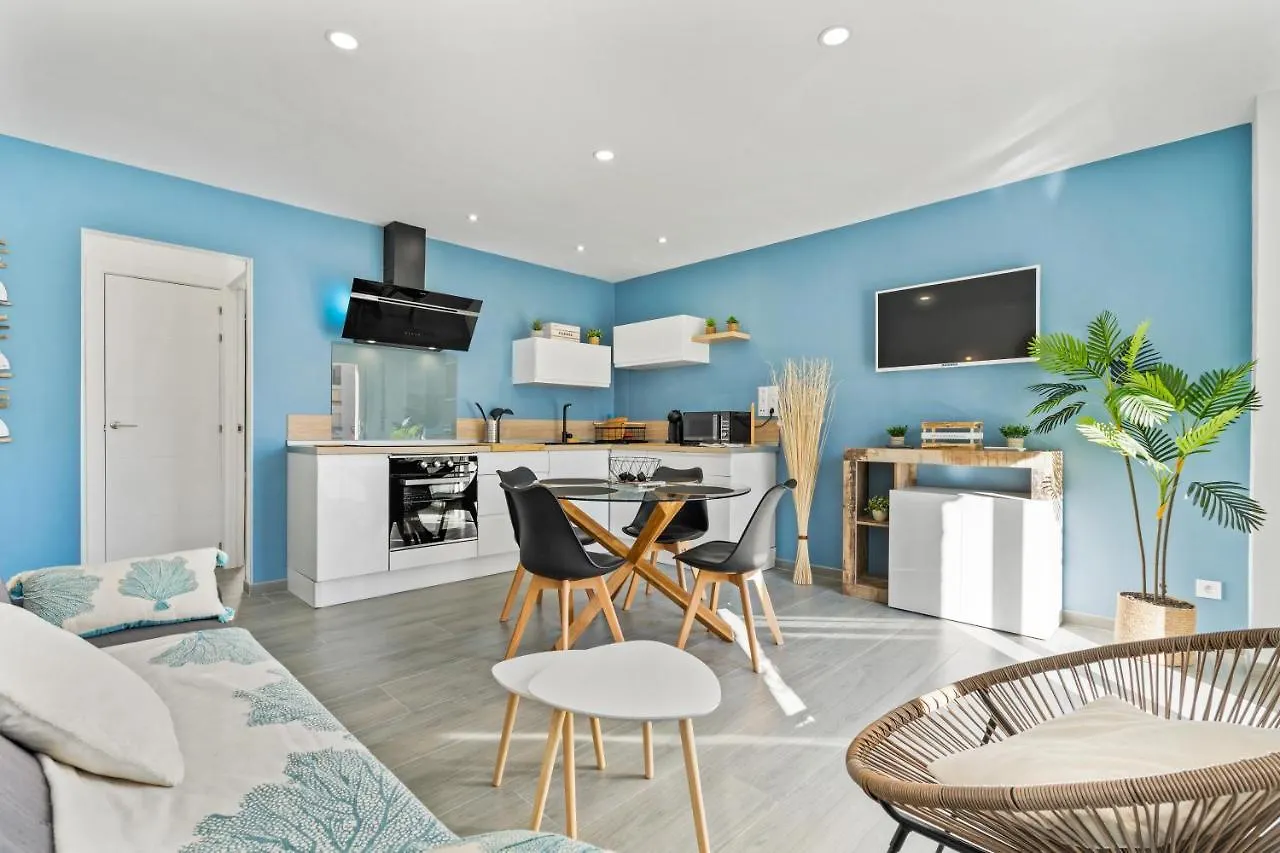 公寓 艾姆布里亚布拉瓦Apartamento Welcs -013- Con Terraza Y Piscina公寓